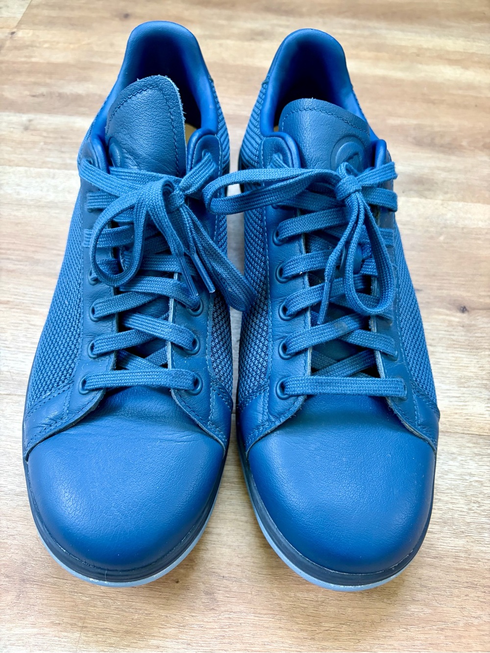 Adidas Boost Men’s Go To
Spikless 1 Golf Shoes Size 11